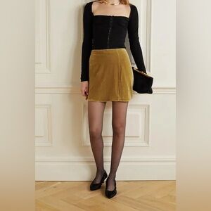 🆕 Reformation Cleo Velvet Mini Skirt with Slit in Reyes Saffron Gold Size 10